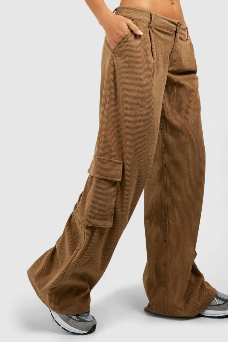 Up To 80% Off Winter Warmers*boohoo Low Rise Cord Cargo Jeans camel