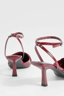 Heels*boohoo Low Stiletto Buckle Detail Court Shoe burgundy