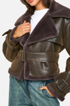 Up To 80% Off Winter Warmers|Aviator Jackets*boohoo Luxe Faux Fur Trim Belted Aviator chocolate