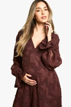 Smock Dresses*boohoo Maternity Burn Out Long Sleeve Floaty Midaxi Dress chocolate