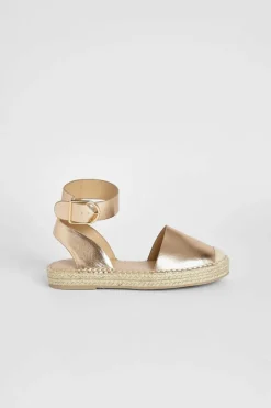 Flats|Sandals*boohoo Metallic Closed Toe Buckle Detail Espadrilles rose gold