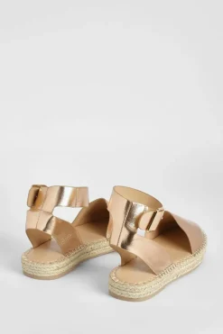 Flats|Sandals*boohoo Metallic Closed Toe Buckle Detail Espadrilles rose gold