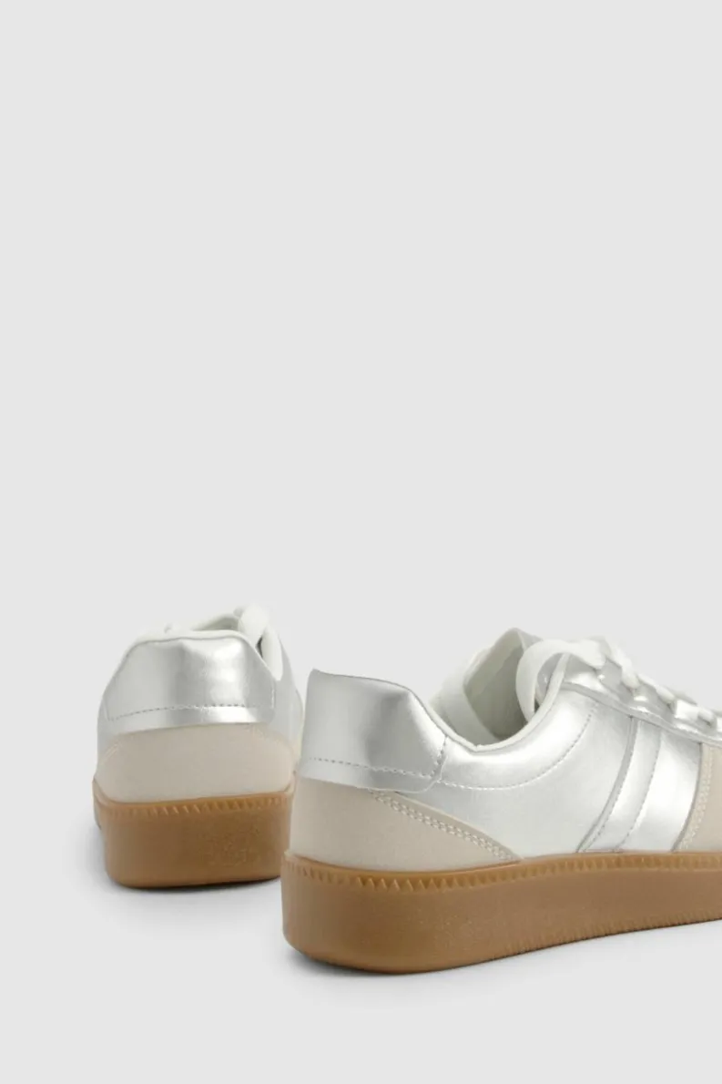 Trainers*boohoo Metallic Panel Gum Sole Trainers silver