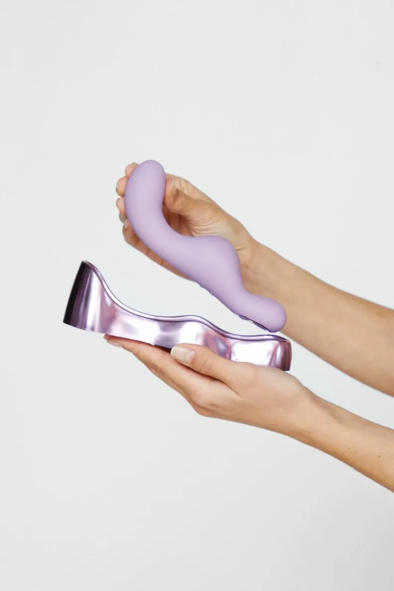 Sexual Wellness*NastyGal Metallic Rechargeable Seated Vibrator Sex Toy lilac