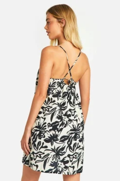 Smock Dresses*boohoo Mono Floral Strappy Swing Dress black
