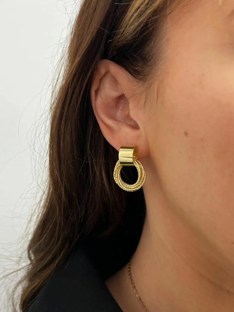 Earrings*SVNX Multi-Layer Circle Stud Earrings in Gold