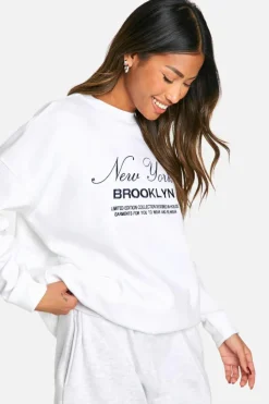 Sweatshirts|Hoodies & Sweatshirts*boohoo New York Embroidered Oversized Crew Neck Sweatshirt ecru