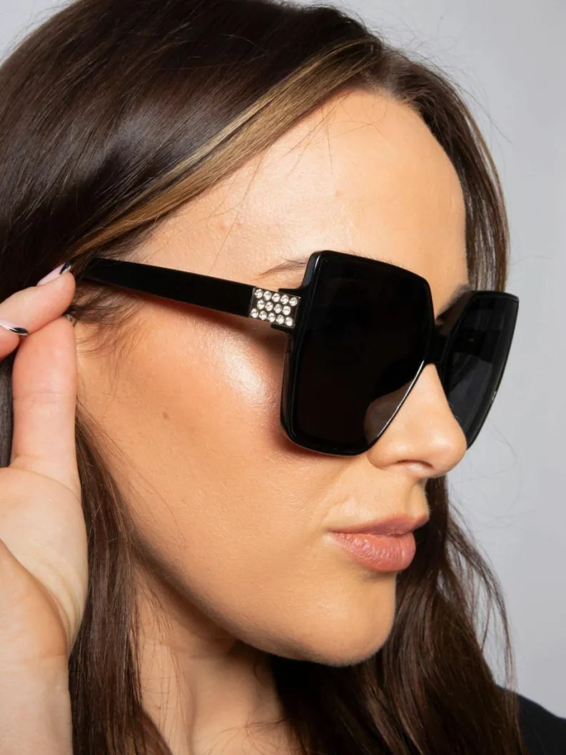 Sunglasses*SVNX Oversize Cateye Sunglasses with Diamante Detail in Black