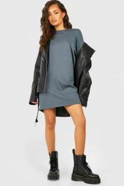 T-Shirt Dresses|Shirt Dresses*boohoo Oversized Long Sleeve Dipped Hem T-shirt Dress charcoal
