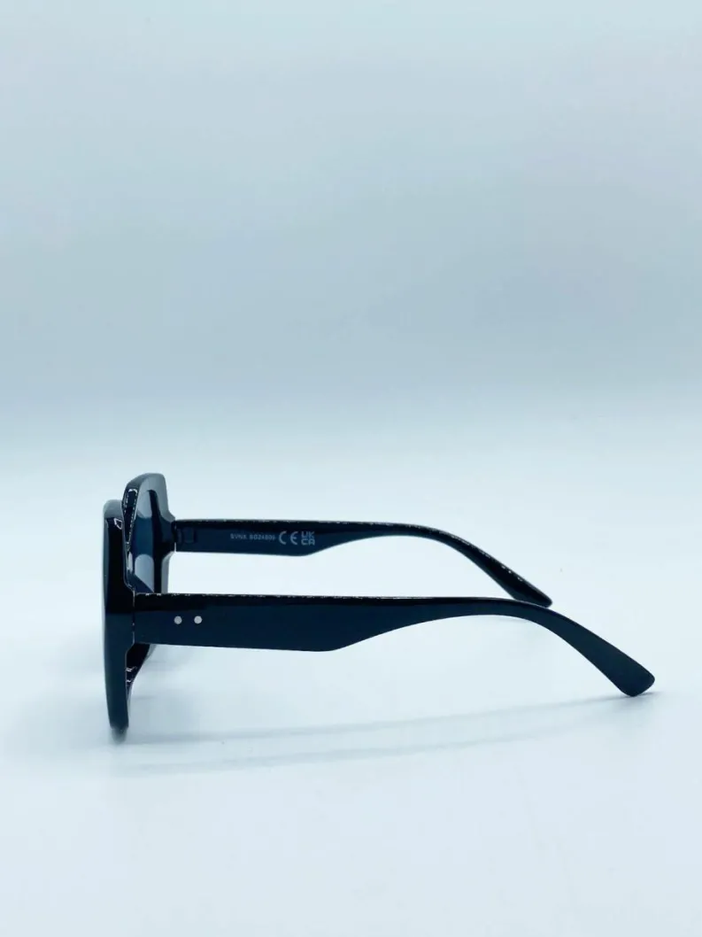 Sunglasses*SVNX Oversized Rounded Angular Sunglasses in Black