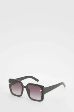 Sunglasses*boohoo Oversized Square Sunglasses black