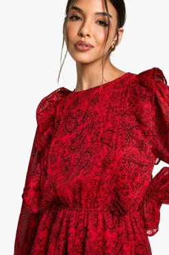 Skater Dresses*boohoo Paisley Ruffle Skater Dress red