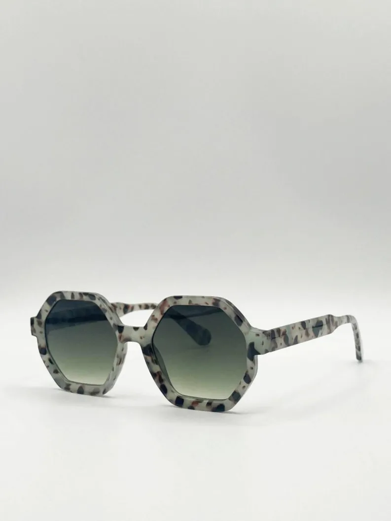 Sunglasses*SVNX Pale tortoiseshell oversized hexagon Sunglasses Grey