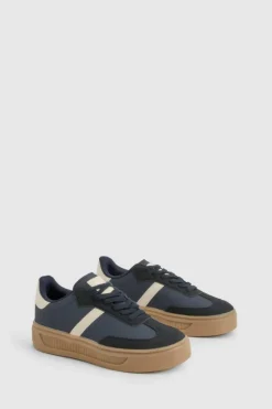 Trainers*boohoo Panel Detail Gum Sole Trainers navy