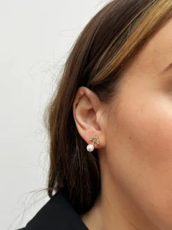 Earrings*SVNX Pearl Stud Earring with Diamante Tree in Gold