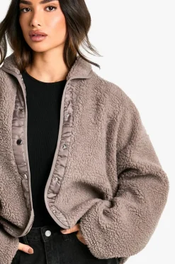Up To 80% Off Winter Warmers|Bomber Jackets*boohoo Petite Boxy Teddy Jacket mushroom