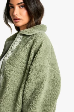 Up To 80% Off Winter Warmers|Bomber Jackets*boohoo Petite Boxy Teddy Jacket sage