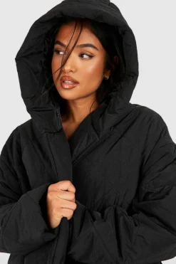 Up To 80% Off Winter Warmers|Puffer Jackets*boohoo Petite Diamond Quilted Belted Puffer Jacket black