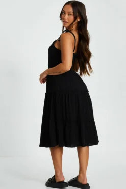 Midi Dresses*Quiz Petite Embroidered Strappy Tiered Midi Dress Black