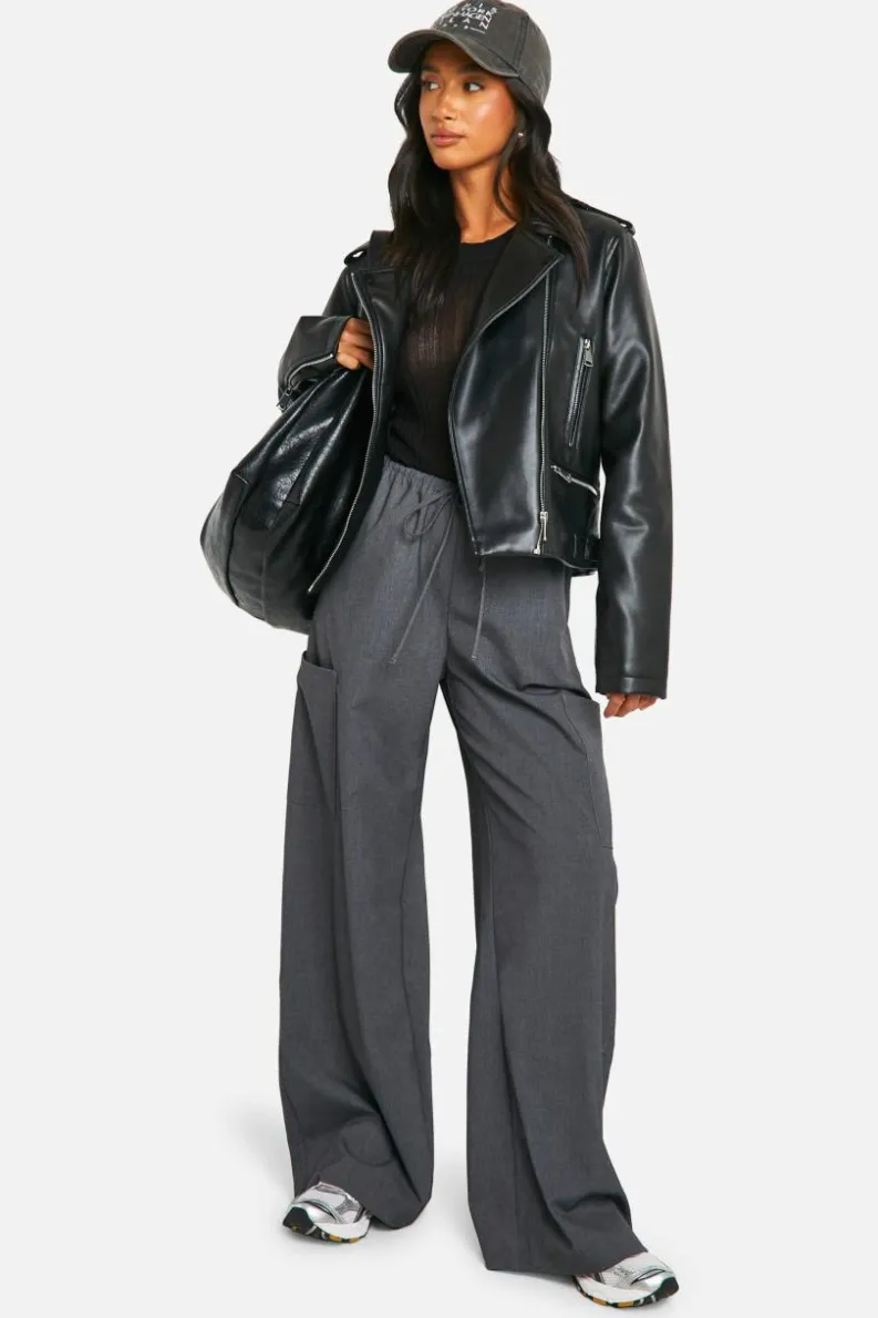 Up To 80% Off Winter Warmers|Biker Jackets*boohoo Petite Faux Leather Biker Jacket black