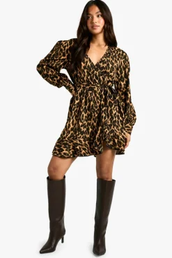 Wrap Dresses*boohoo Petite Leopard Print Ruffle Woven Wrap Dress animal