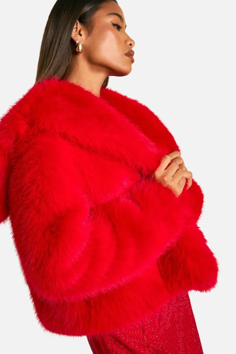 Up To 80% Off Winter Warmers|Faux Fur Coats*boohoo Petite Oversized Collar Faux Fur Jacket red