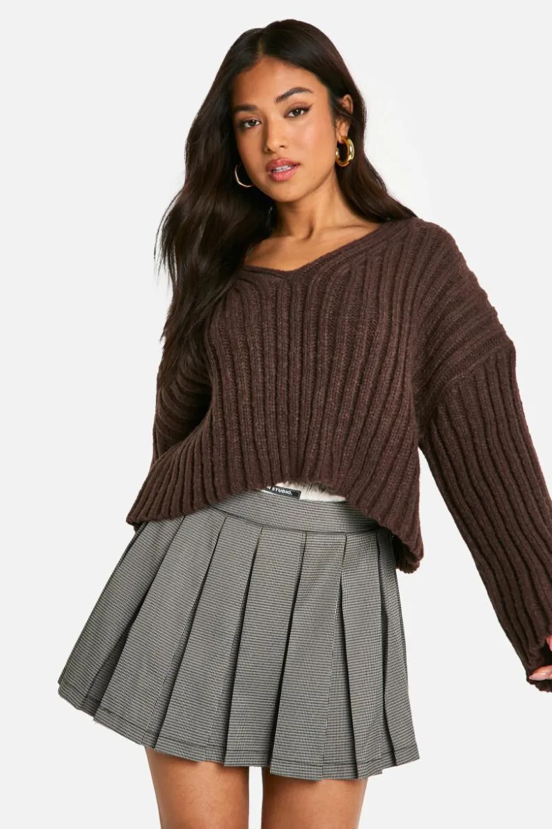 Jumpers|Jumpers & Cardigans*boohoo Petite Ribbed V Neck Cropped Knitted Jumper chocolate