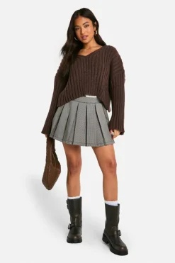 Jumpers|Jumpers & Cardigans*boohoo Petite Ribbed V Neck Cropped Knitted Jumper chocolate