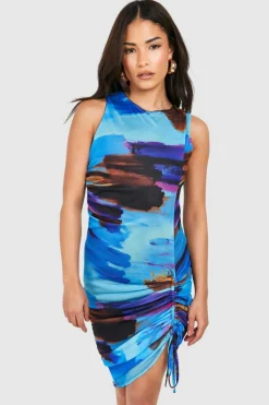Bodycon Dresses*boohoo petite Ruched Hem Abstract Bodycon Dress blue