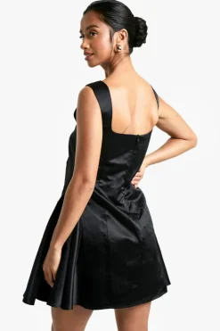Skater Dresses*boohoo Petite Satin Structured Square Neck Skater Dress black