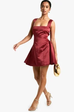 Skater Dresses*boohoo Petite Satin Structu Square Neck Skater Dress red