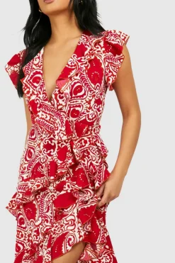 Wrap Dresses*boohoo Petite Tile Print Wrap Ruffle Maxi Dress rust