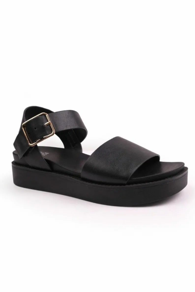 Sandals*Where's That From Phoenix' Wide Fit Classic Flat Sandals With Strap And Buckle Detail Black