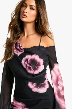 Maxi Dresses|Long Sleeve Dresses*boohoo Pink Floral Asymmetric Chiffon Maxi Dress black