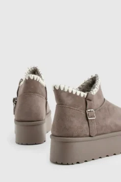 Cosy Boots|All Boots*boohoo Platform Stitch Detail Cosy Boot mushroom