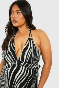 Smock Dresses*boohoo Plus Abstract Print Halterneck Tiered Maxi Dress black