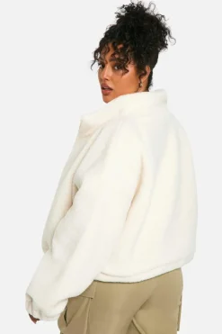 Up To 80% Off Winter Warmers|Bomber Jackets*boohoo Plus Boxy Teddy Bomber Jacket cream