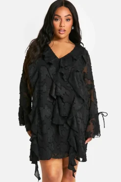 Mini Dresses|Long Sleeve Dresses*boohoo Plus Burnout Floral Ruffle Shift Dress black