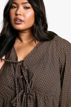 Smock Dresses*boohoo Plus Check Tie Front Smock Dress brown