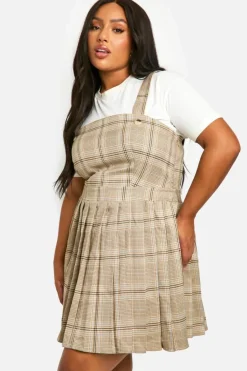 Skater Dresses*boohoo Plus Checked Pleated Pinafore Dress stone