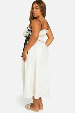 Smock Dresses*boohoo Plus Contrast Shirred Waist Midaxi Dress ecru