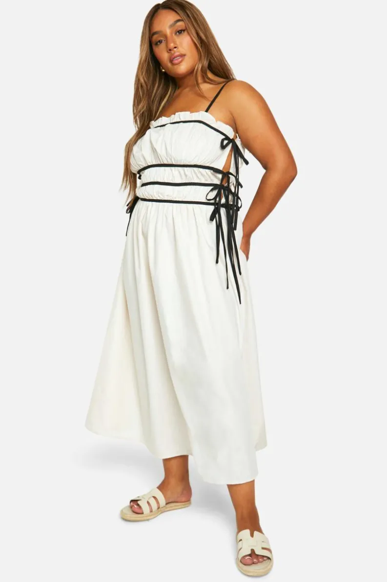 Smock Dresses*boohoo Plus Contrast Shirred Waist Midaxi Dress ecru