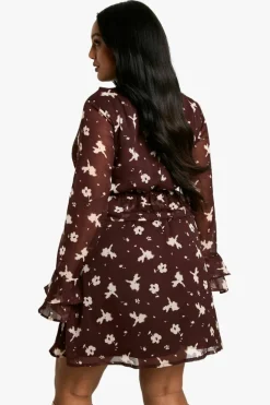 Smock Dresses*boohoo Plus Dark Floral Chiffon Smock Dress brown