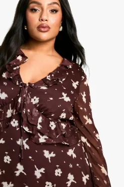 Smock Dresses*boohoo Plus Dark Floral Chiffon Smock Dress brown