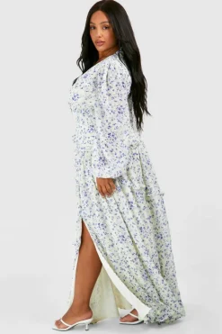 Smock Dresses*boohoo Plus Ditsy Floral Waist Detail Maxi Dress white