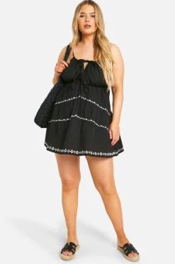Smock Dresses*boohoo Plus Embroidered Linen Look Tiered Halter Neck Mini Dress black
