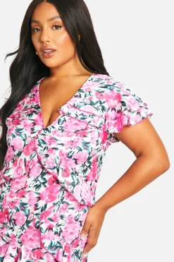 Smock Dresses*boohoo Plus Floral Frill Detail Ruffle Maxi Dress pink