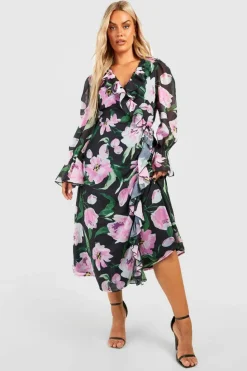 Wrap Dresses*boohoo Plus Floral Ruffle Wrap Dress black