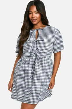 Smock Dresses*boohoo Plus Gingham Tie Front Smock Dres black