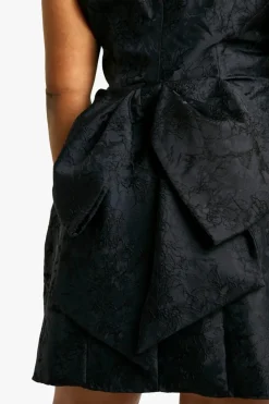 Skater Dresses*boohoo Plus Jacquard Square Neck Skater Dress black
